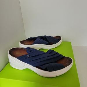 Bzees Sandals Sz 8.5M